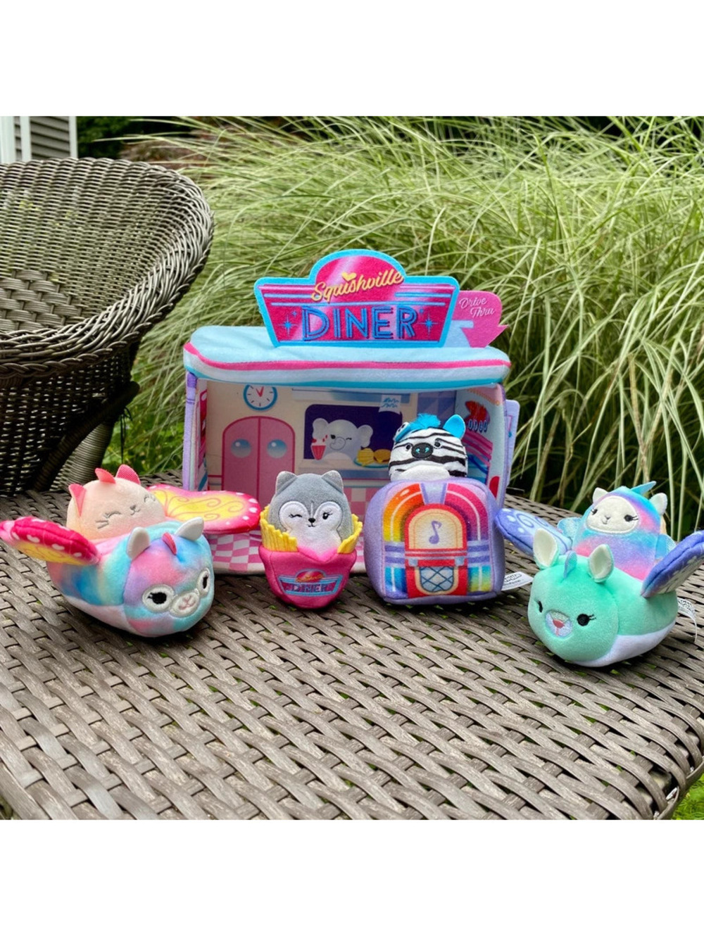 Squishville by squishmallow Diner and Vehicles bundle
